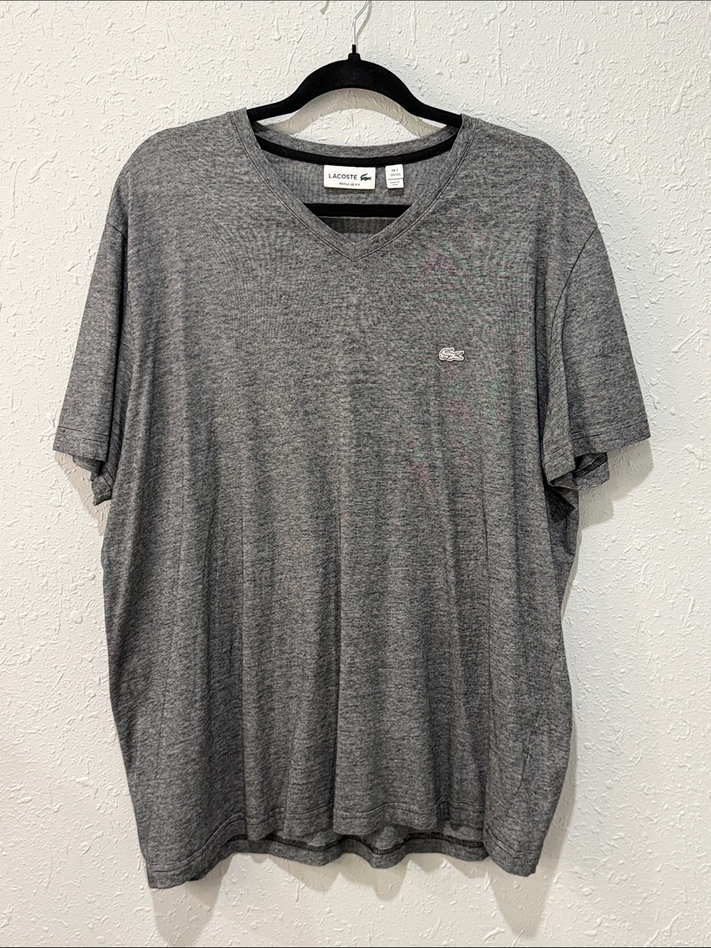 Lacoste Men's Heather Gray V-Neck Short Sleeve Tee Size XXL‎